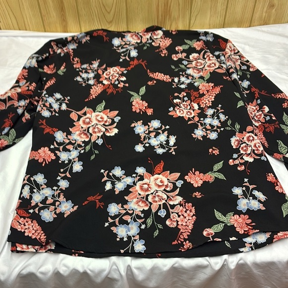 Lane Bryant Long Sleeve Floral Blouse - Picture 7 of 7